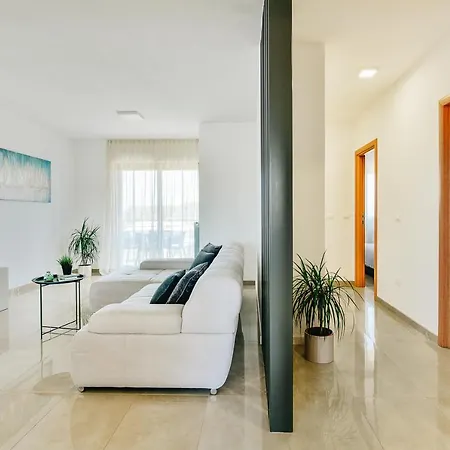 Appartement Rudan 2 *